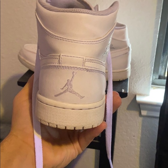 Extra shoe I don’t need main image 7